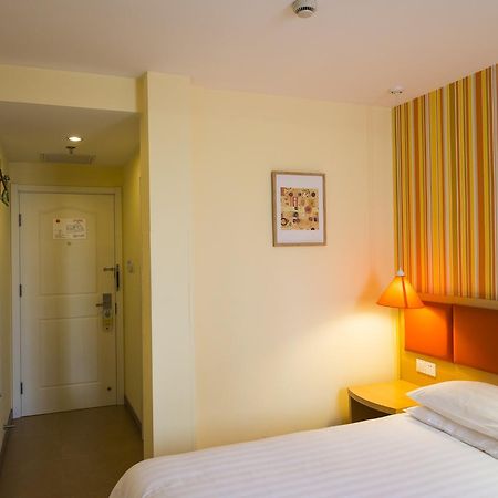 Home Inn Beijing Headquater World Park Εξωτερικό φωτογραφία